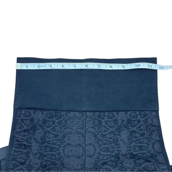 Koral Hydra Seamless Legging in Volcanic Glass Women’s Size XS - Picture 8 of 14